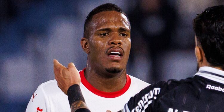 Gustavo Marques, zagueiro do Bragantino