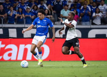 O Cruzeiro marcou o gol de empate contra o Vasco nos acréscimos do segundo tempo