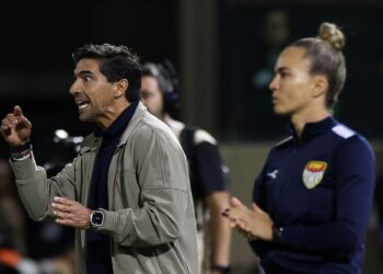 Abel Ferreira elogiou a atuação do Palmeiras na vitória sobre o São Paulo
