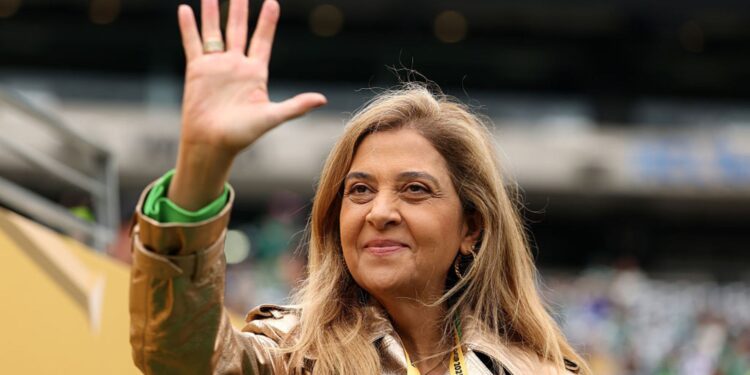 Leila Pereira deu parabéns a si mesma pela classificação do Palmeiras