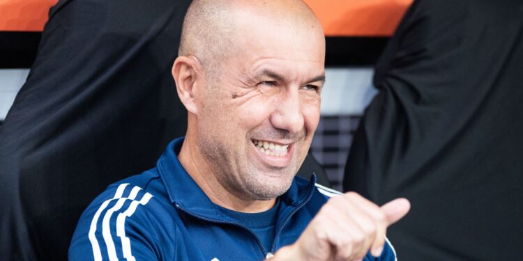 Leonardo Jardim acerta detalhes com Flamengo e assume o time nesta terça-feira