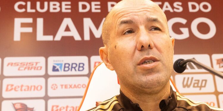 Leonardo Jardim foi apresentado como novo técnico do Flamengo