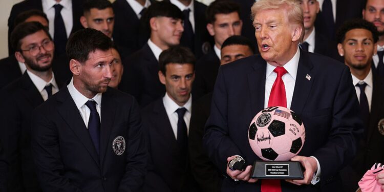 Donald Trump citou o Palmeiras durante a visita do Inter Miami à Casa Branca
