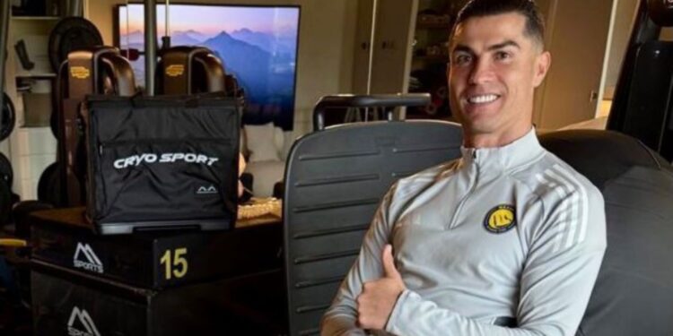 Cristiano Ronaldo inicia fisioterapia em Madri visando a disputa da Copa do Mundo de 2026