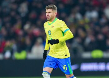 Caio Henrique está fora dos amistosos da Seleção Brasileira em março após problema muscular