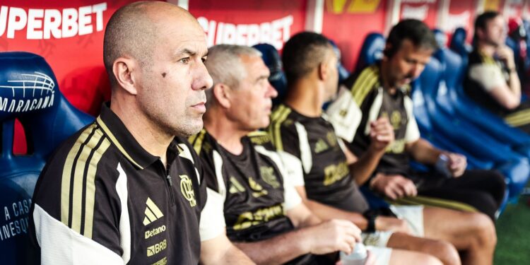 Leonardo Jardim conquistou seu primeiro título com quatro dias no comando do Flamengo