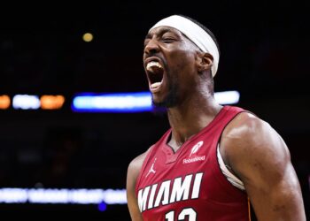 Bam Adebayo marcou 83 pontos na vitória do Miami Heat pela NBA