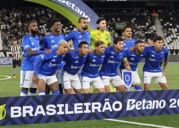 O Cruzeiro visita o Flamengo pela quinta rodada do Campeonato Brasileiro