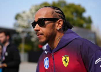 Lewis Hamilton falou sobre a novidade da Ferrari para a asa traseira do carro