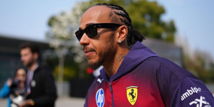 Lewis Hamilton falou sobre a novidade da Ferrari para a asa traseira do carro