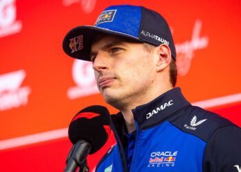 Max Verstappen não aprovou o desempenho do carro na classificação para a corrida sprint