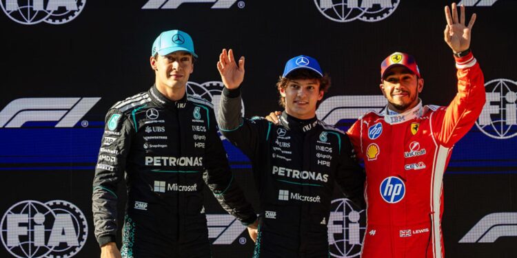 Antonelli superou Russell e Hamilton para conquistar a pole no GP da China