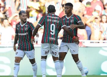 Hércules marcou o primeiro gol do Fluminense sobre o Athletico-PR