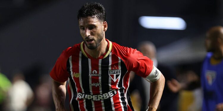 Calleri marcou o gol da vitória do São Paulo sobre o RB Bragantino
