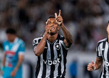 Danilo vai reencontrar o Allianz Parque no duelo entre Palmeiras e Botafogo