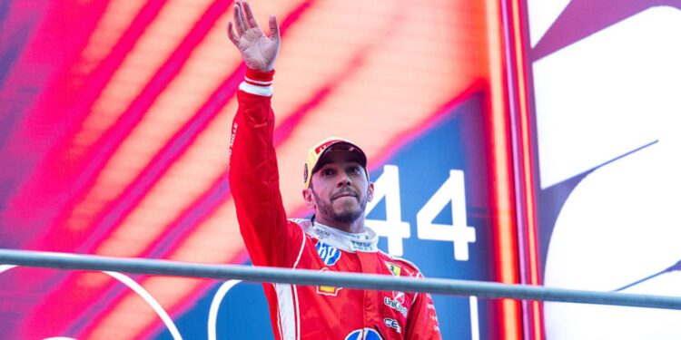 Lewis Hamilton conquistou seu primeiro pódio pela Ferrari no GP da China
