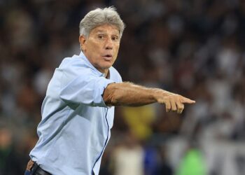 Renato Gaúcho comemorou a vitória do Vasco sobre o Fluminense