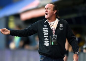 Cuca vai iniciar sua quarta passagem pelo comando do Santos