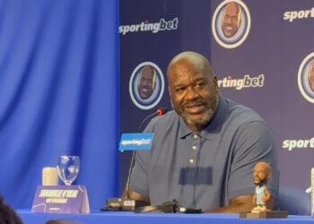 Shaquille O'Neal concedeu entrevista coletiva em São Paulo e falou sobre sua visita ao Brasil