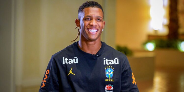 Danilo foi convocado para defender a Seleção Brasileira pela primeira vez em quatro anos