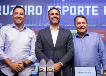 Artur Jorge, novo técnico do Cruzeiro, concede primeira entrevista coletiva e promete tirar o time da última posição