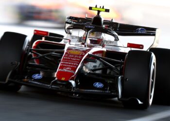 Hamilton foi o sexto mais rápido nos dois primeiros treinos livres no GP do Japão