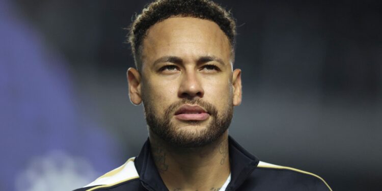 Neymar contesta críticas após ser preservado de partida por desgaste muscular