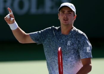 João Fonseca é exaltado pela imprensa internacional antes de jogaço contra Jannik Sinner em Indian Wells