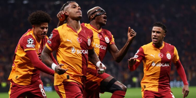 Galatasaray bateu o Liverpool e abriu vantagem nas oitavas da Champions League