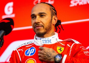Hamilton busca soluções na Ferrari para bater o tempo das Mercedes no GP da China
