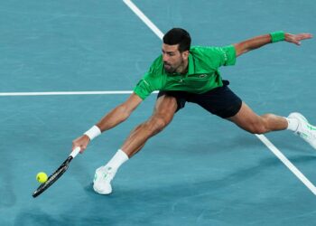 Djokovic durante jogo de tênis