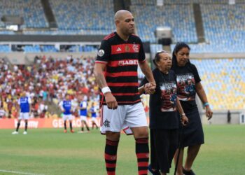 Adriano Imperador em jogo festivo