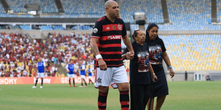 Adriano Imperador em jogo festivo