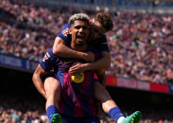 Gol de Ronald Araújo garantiu a vitória do Barcelona