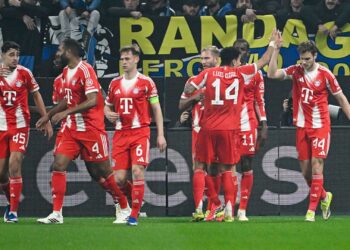 Jogadores do Bayern de Munique comemorando gol contra a Atalanta