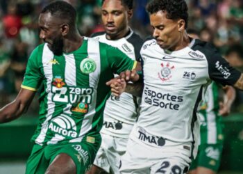 Lance do jogo entre Chapecoense e Corinthians