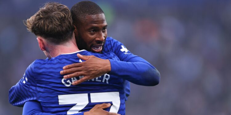 Beto marcou dois gols na vitória do Everton contra o Chelsea