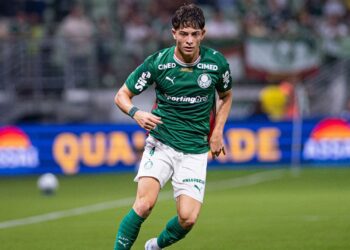 Giay durante jogo do Palmeiras