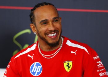 Hamilton durante entrevista