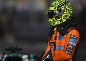 Lando Norris durante sprint na China