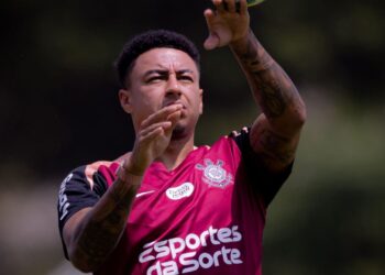 Lingard em treino do Corinthians