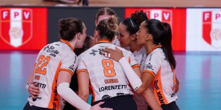 Jogadoras do Osasco comemorando