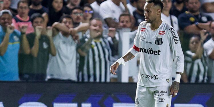 Neymar durante jogo do Santos