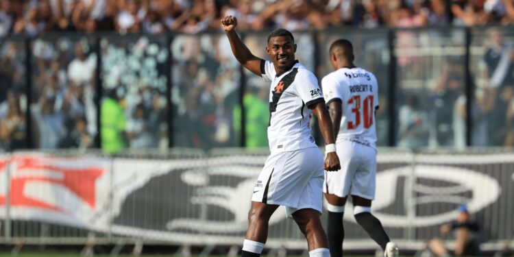 Cuiabano foi o destaque da vitória do Vasco