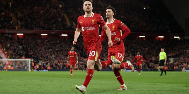 Diogo Jota marcou o gol da vitória do Liverpool sobre o Everton