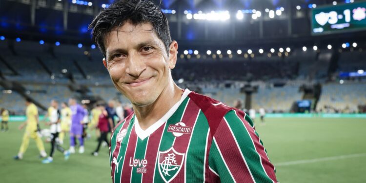 Germán Cano voltou a atuar depois de desfalcar o Fluminense por mais de cinco meses