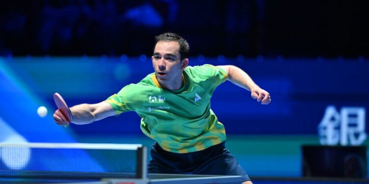 Hugo Calderano foi eliminado na semifinal da Copa do Mundo pelo chinês Wang Chuqin