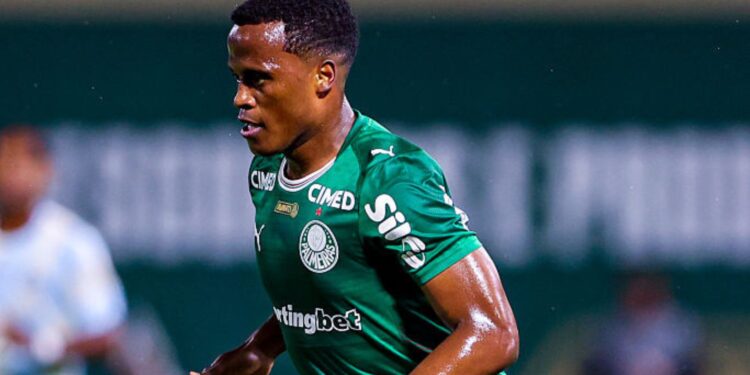 Jhon Arias abriu o placar para o Palmeiras na vitória sobre o Bahia