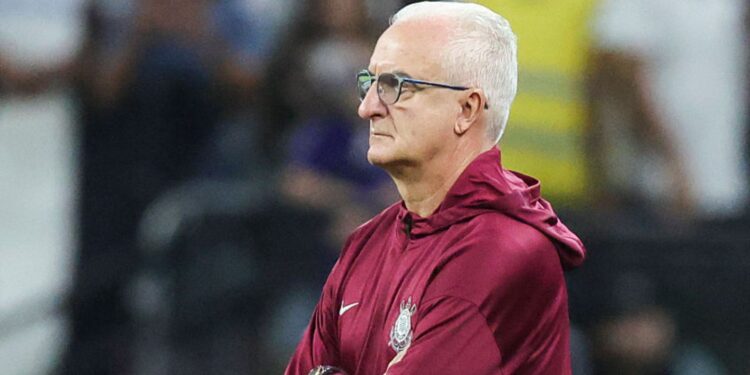 Dorival Júnior após a derrota do Corinthians diante do Internacional dentro de casa