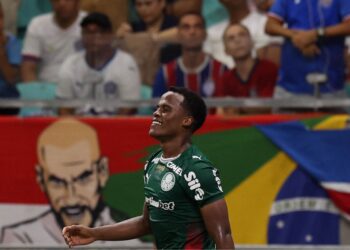 Jhon Arias marcou o primeiro gol do Palmeiras na vitória sobre o Bahia